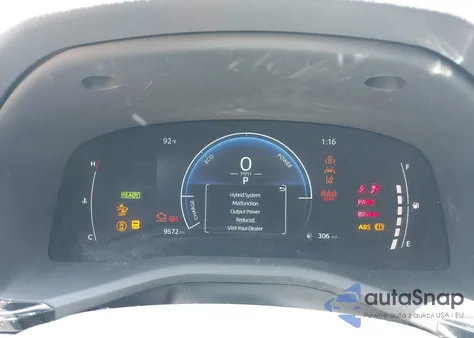 2025 Toyota Camry Le z USA, uszkodzony, nr VIN 4T1DAACK4SU076572